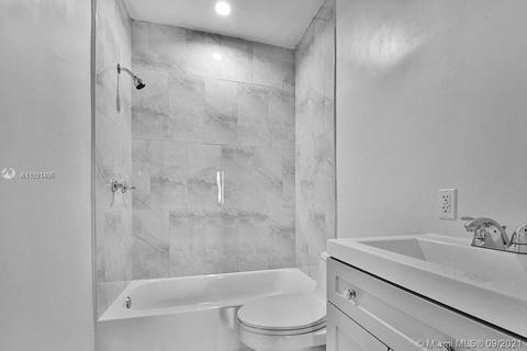 7902 SW 68th Ave, South Miami, FL 33143 photo 30