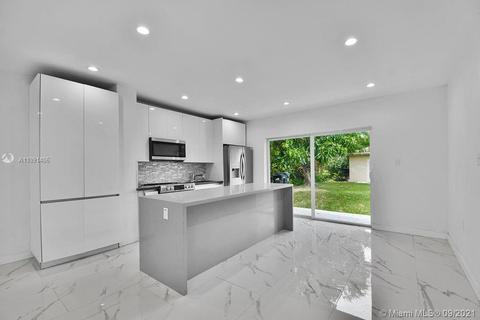 7902 SW 68th Ave, South Miami, FL 33143 photo 14