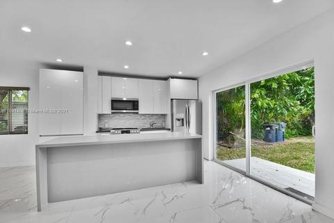 7902 SW 68th Ave, South Miami, FL 33143 photo 15