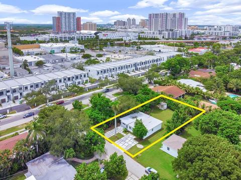 7902 SW 68th Ave, South Miami, FL 33143 photo 1