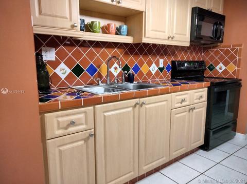 3481 E 8th Ln, Hialeah, FL 33013 photo 3