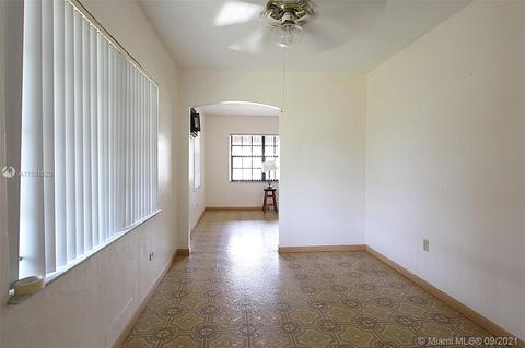 830 E 16th Pl, Hialeah, FL 33010 photo 5