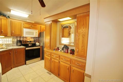 5571 SE 64th Ave, Okeechobee, FL 34974 photo 11