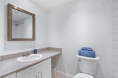 701 Brickell Key Blvd #609, Miami, FL 33131 photo 7