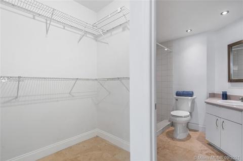 701 Brickell Key Blvd #609, Miami, FL 33131 photo 12