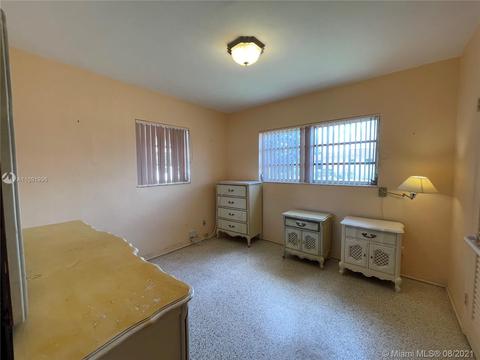 175 E 50th Pl, Hialeah, FL 33013 photo 10
