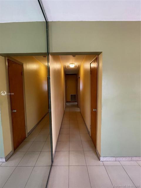 175 E 50th Pl, Hialeah, FL 33013 photo 7