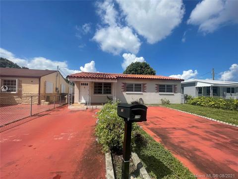 175 E 50th Pl, Hialeah, FL 33013 photo 2