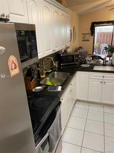 7550 W 29th Ave, Hialeah, FL 33018 photo 9
