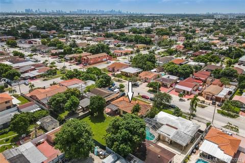 263 E 18th St, Hialeah, FL 33010 photo 7