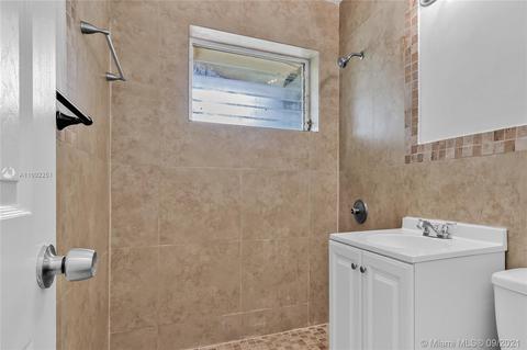 263 E 18th St, Hialeah, FL 33010 photo 28