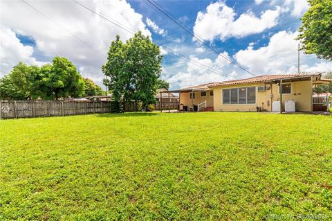 263 E 18th St, Hialeah, FL 33010 photo 14