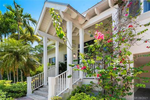 280 Ridgewood Rd, Key Biscayne, FL 33149 photo 3
