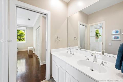 280 Ridgewood Rd, Key Biscayne, FL 33149 photo 25