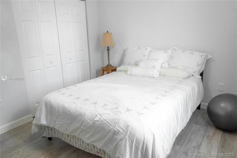 11348 SW 151st Path, Miami, FL 33196 photo 8