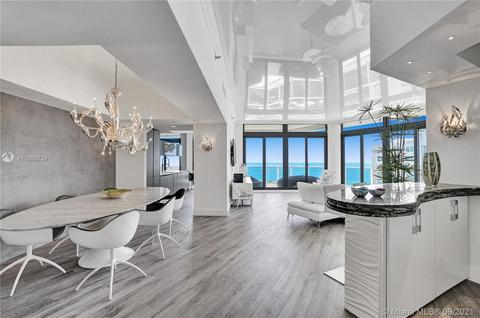 20281 E Country Club Dr #TW8, Aventura, FL 33180