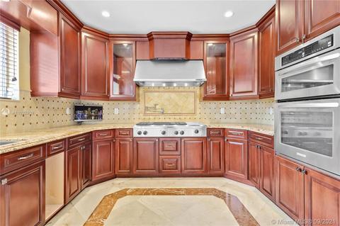 498 E 42nd St, Hialeah, FL 33013 photo 27
