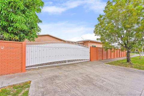498 E 42nd St, Hialeah, FL 33013 photo 5