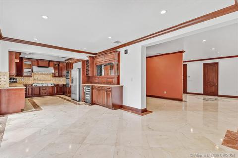 498 E 42nd St, Hialeah, FL 33013 photo 23