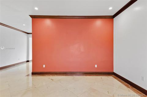 498 E 42nd St, Hialeah, FL 33013 photo 8