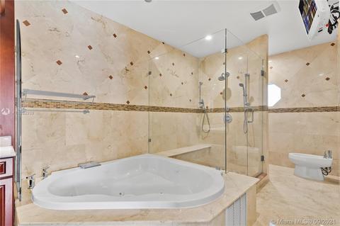 498 E 42nd St, Hialeah, FL 33013 photo 34