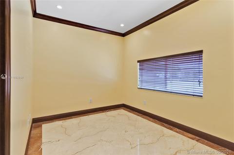 498 E 42nd St, Hialeah, FL 33013 photo 11