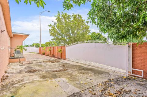 498 E 42nd St, Hialeah, FL 33013 photo 7