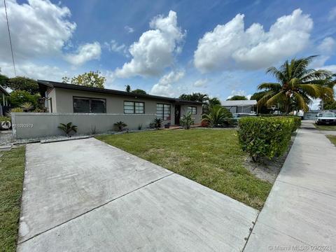 5500 NW 178th Ter, Miami Gardens, FL 33055 photo 2