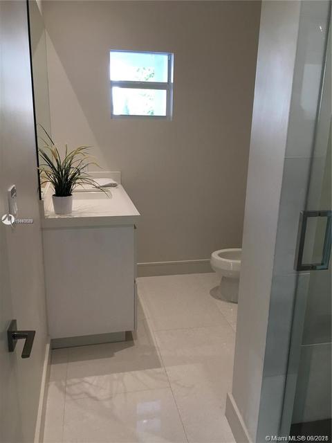 642 Hampton Ln, Key Biscayne, FL 33149 photo 13