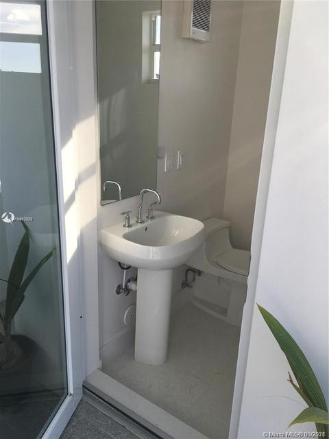 642 Hampton Ln, Key Biscayne, FL 33149 photo 11