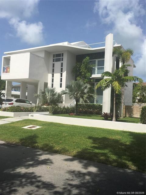 642 Hampton Ln, Key Biscayne, FL 33149 photo 1