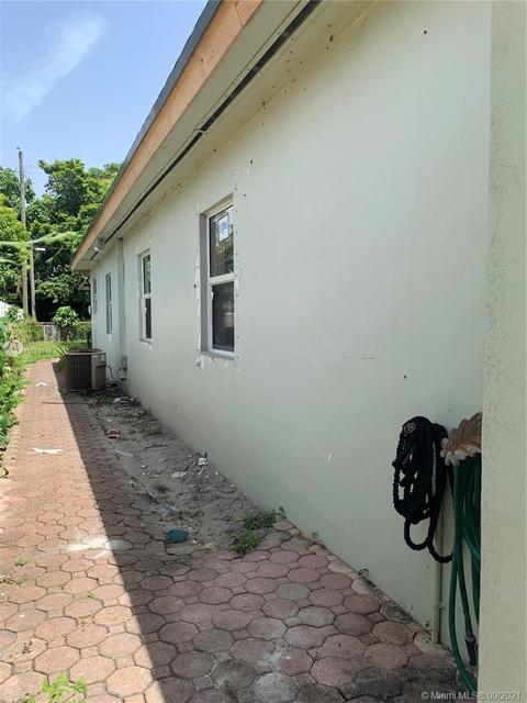 633 E 20th St, Hialeah, FL 33013 photo 3