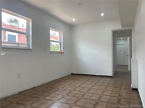 633 E 20th St, Hialeah, FL 33013 photo 17