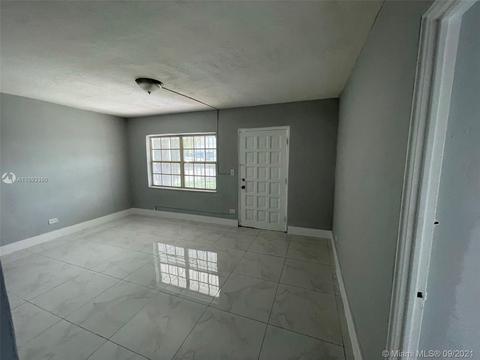 1210 E 10th Ave, Hialeah, FL 33010 photo 11
