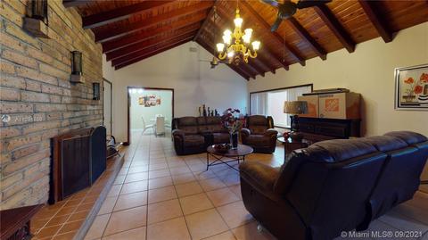 320 E 40th St, Hialeah, FL 33013 photo 30