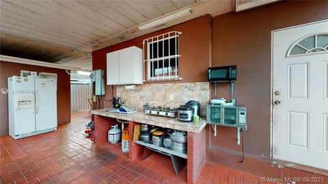 320 E 40th St, Hialeah, FL 33013 photo 8