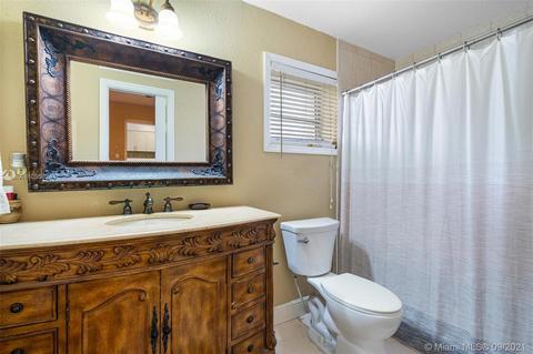 134 E 10th St, Hialeah, FL 33010 photo 13