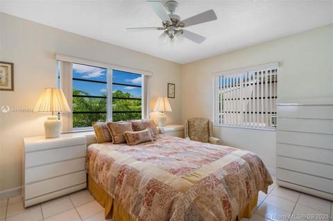 134 E 10th St, Hialeah, FL 33010 photo 8