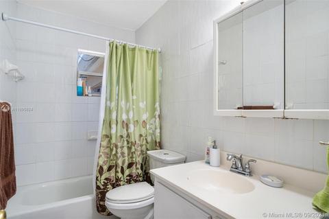 134 E 10th St, Hialeah, FL 33010 photo 11