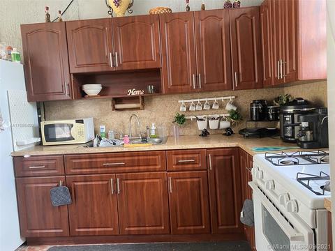 634 E 44th St, Hialeah, FL 33013 photo 17