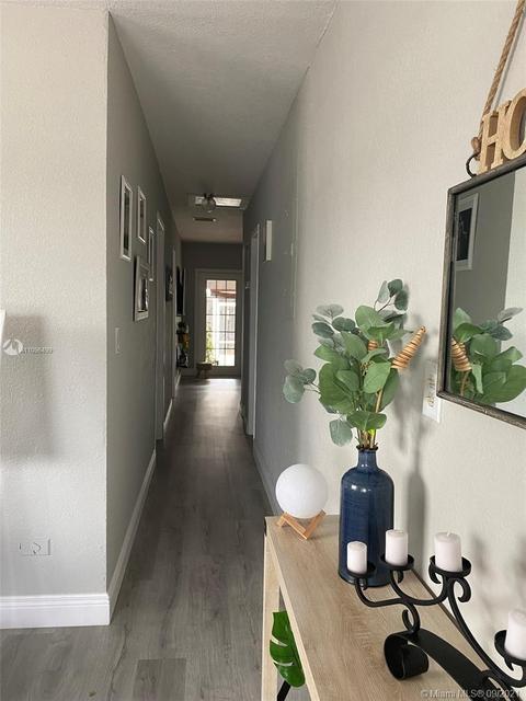 634 E 44th St, Hialeah, FL 33013 photo 6