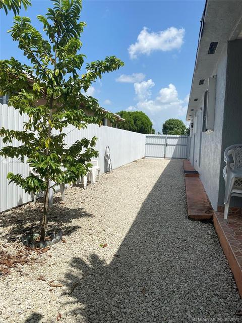 634 E 44th St, Hialeah, FL 33013 photo 18