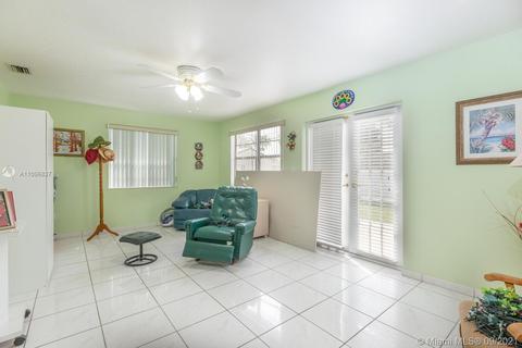 210 E 46th St, Hialeah, FL 33013 photo 6