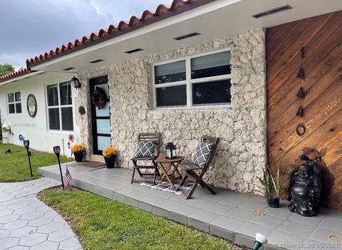 14440 Harris Pl, Miami Lakes, FL 33014 photo 2