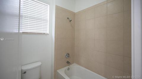 9776 W 34th Ave, Hialeah, FL 33018 photo 51