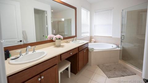 9776 W 34th Ave, Hialeah, FL 33018 photo 54