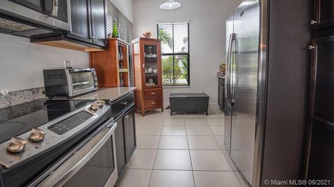9776 W 34th Ave, Hialeah, FL 33018 photo 25