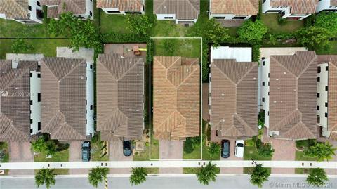 9776 W 34th Ave, Hialeah, FL 33018 photo 2