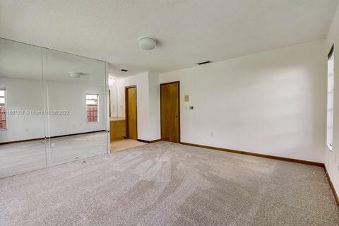 8331 NW 166th Ter, Miami Lakes, FL 33016 photo 31