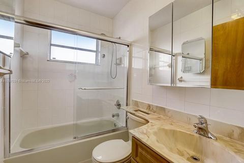 8331 NW 166th Ter, Miami Lakes, FL 33016 photo 18